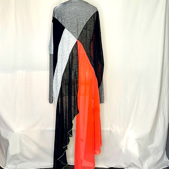 Pope London High-Low Blouse - Picture 2 of 4